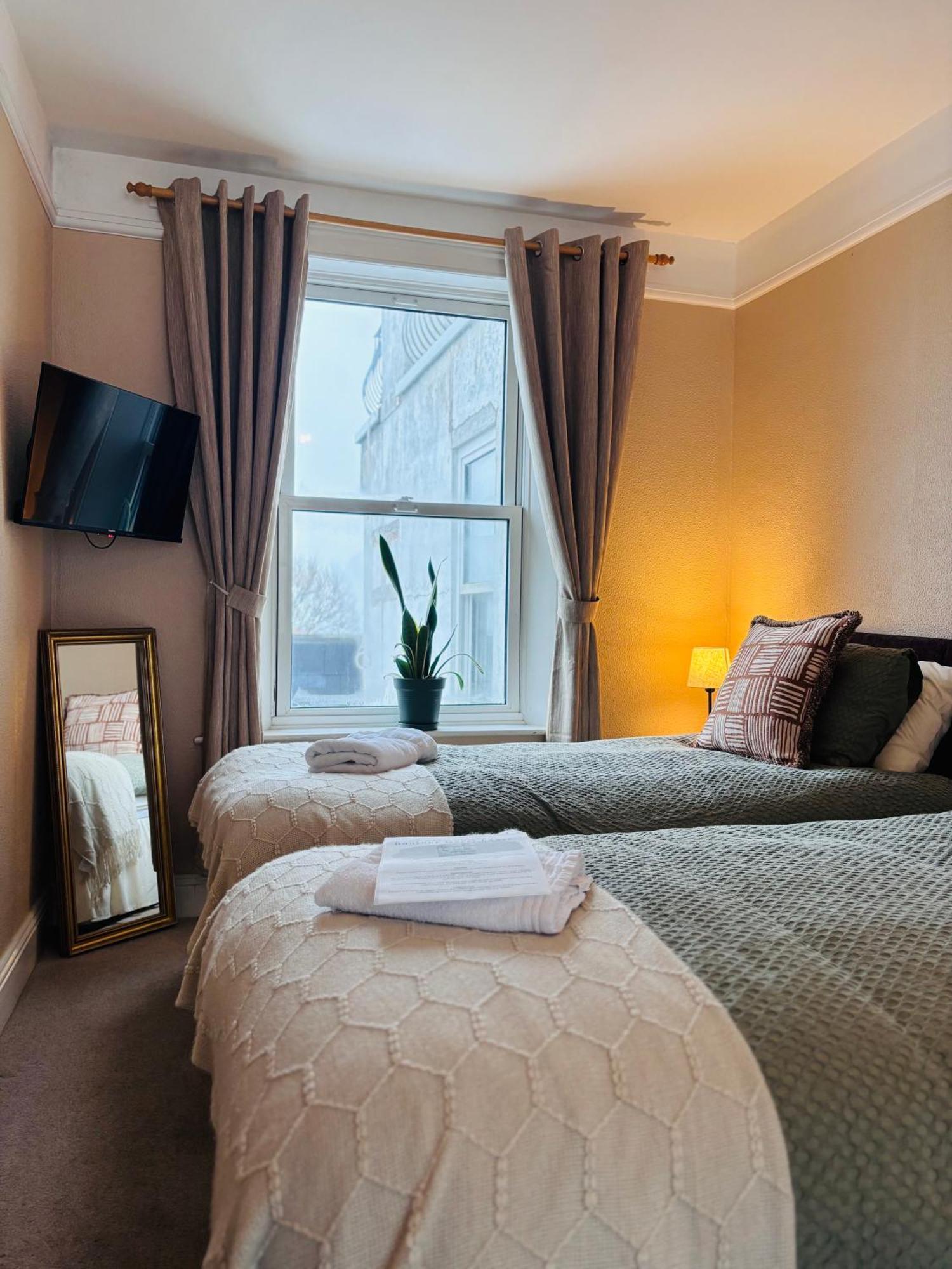 Bonjour Guest House Braye エクステリア 写真